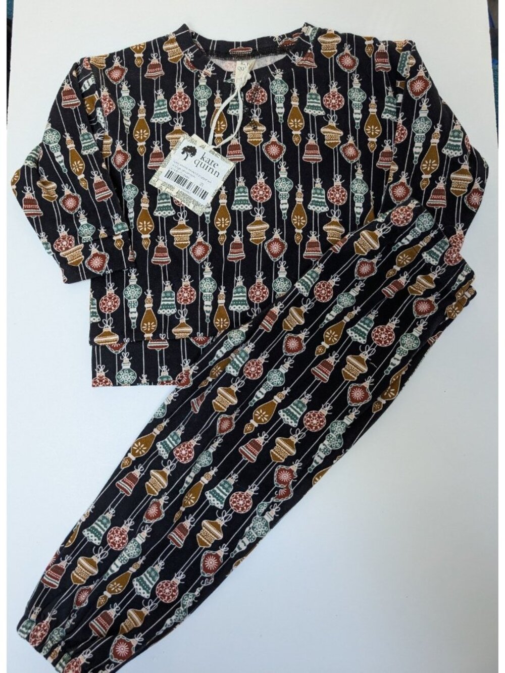 Kate Quinn Organic Cotton 2T Black Vintage Ornaments Jogger Set Christmas